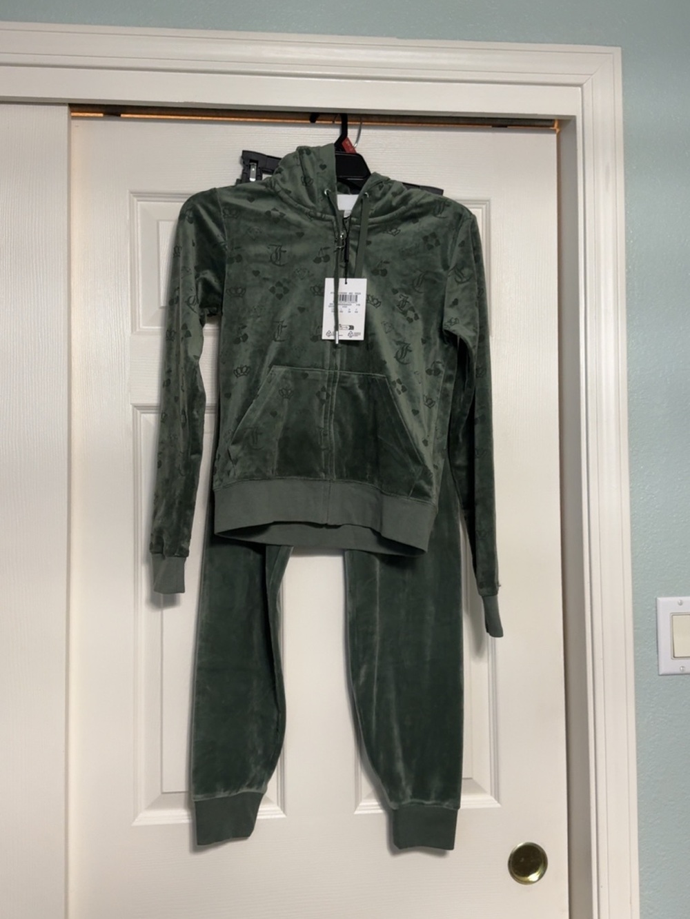 Juicy Couture Thyme Green Velour Monogram Tracksuit Set XS NWT